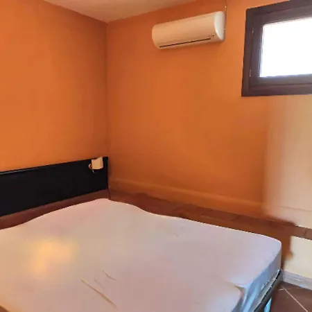 Appartamento Appealing In Sant Irene Torre Vecchia With Pool