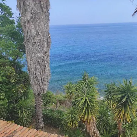 Apartmán Appealing In Sant Irene Torre Vecchia With Pool San Costantino